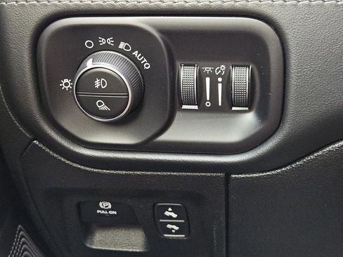 Used 2021 RAM 1500 Limited image 18