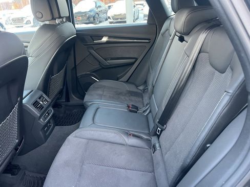 Certified 2022 Audi SQ5 Premium image 5