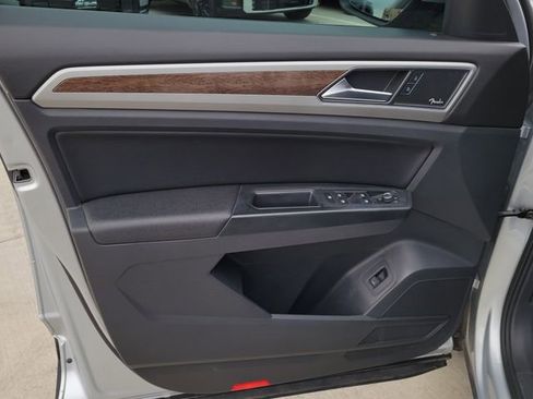 Used 2018 Volkswagen Atlas SEL Premium AWD/4WD image 10