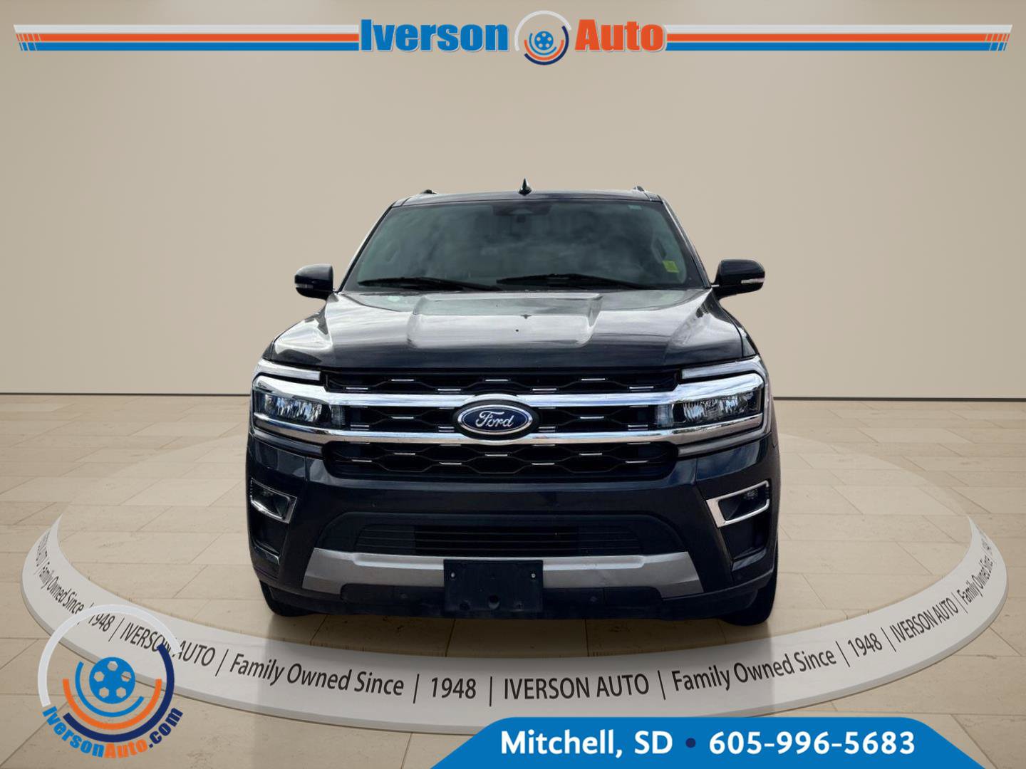 Used 2024 Ford Expedition Max Limited AWD/4WD image 3