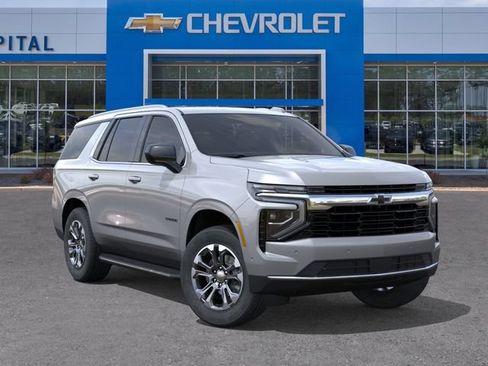 New 2026 Chevrolet Tahoe LS w/ LPO, Dark Essentials Package AWD/4WD image 7