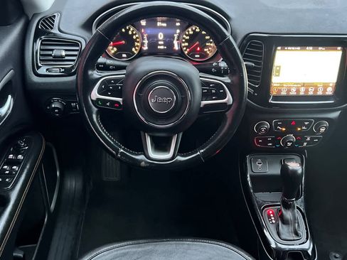 Used 2018 Jeep Compass Limited w/ Navigation Group image 16