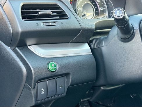 Used 2016 Honda CR-V EX image 11