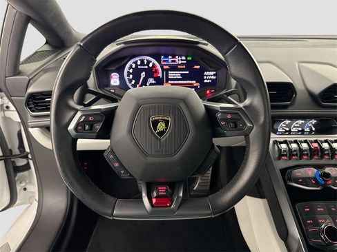 Used 2019 Lamborghini Huracan LP 580-2 image 23