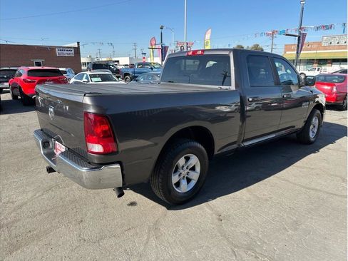 Used 2021 RAM 1500 Classic SLT RWD image 9