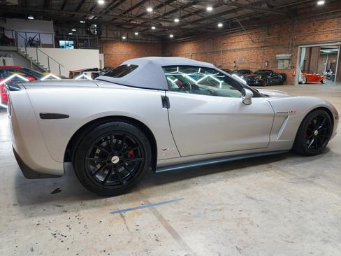 Used 2008 Chevrolet Corvette Convertible w/ Preferred Equipment Group RWD image 14