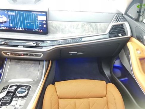 Used 2026 BMW X7 xDrive40i AWD/4WD image 42