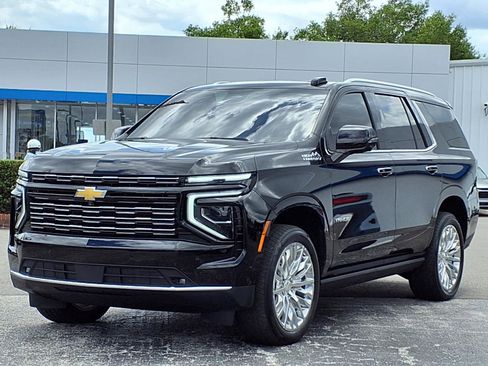 Used 2025 Chevrolet Tahoe High Country AWD/4WD image 32