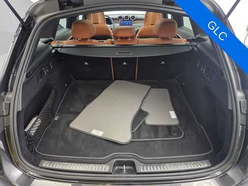 Used 2024 Mercedes-Benz GLC 300 4MATIC image 16