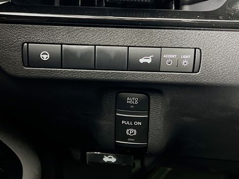 New 2026 Nissan Murano SL image 14