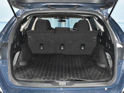 Used 2024 Subaru Outback Premium image 26