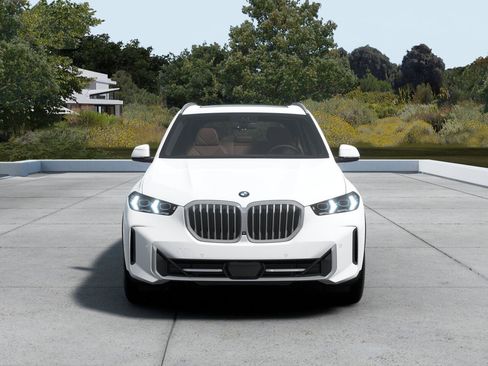 Used 2026 BMW X5 xDrive40i w/ Climate Comfort Package AWD/4WD image 3
