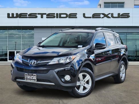 Used 2014 Toyota RAV4 XLE FWD image 1