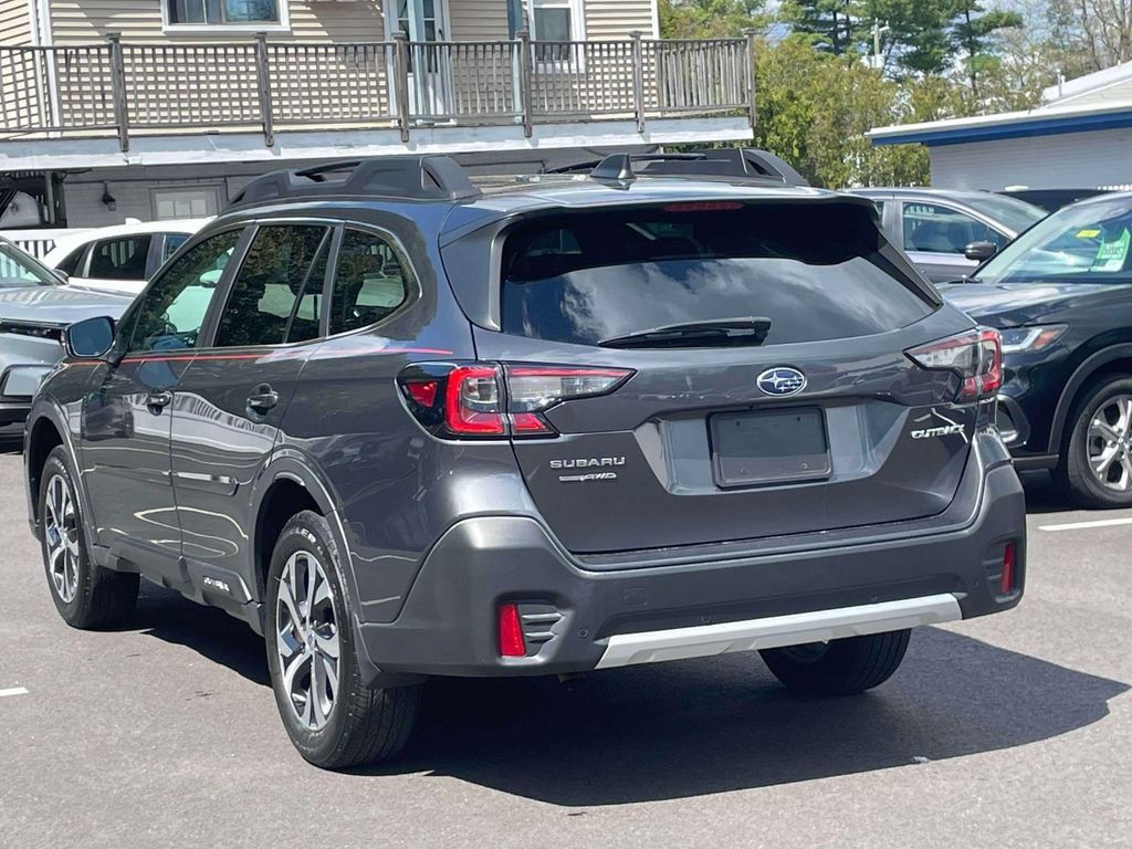 Used 2020 Subaru Outback Limited AWD/4WD image 6