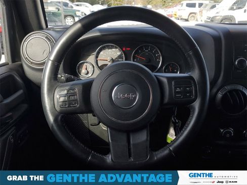 Used 2016 Jeep Wrangler Unlimited Sport image 21