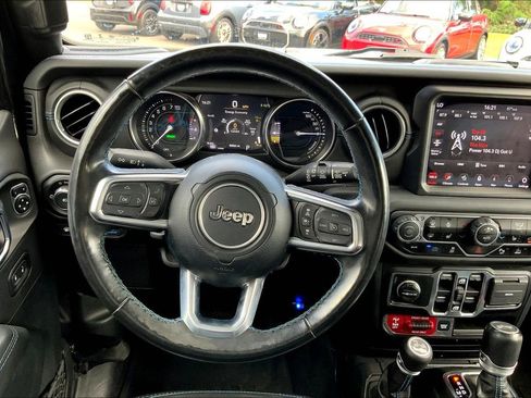 Used 2021 Jeep Wrangler Unlimited Rubicon 4xe w/ Dual Top Group image 5