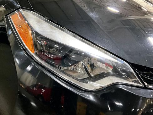 Used 2016 Toyota Corolla S Special Edition image 27