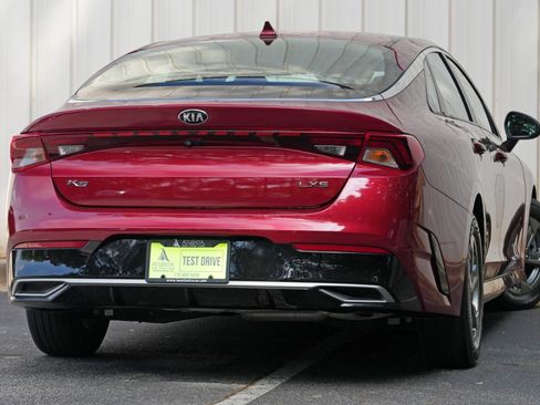 Used 2021 Kia K5 LXS FWD image 4