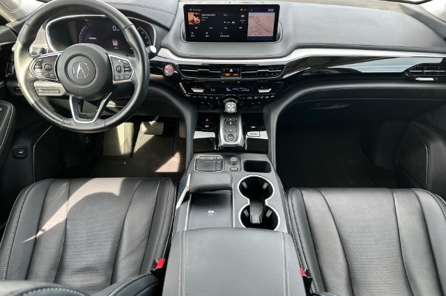 Used 2023 Acura MDX w/ Technology Package AWD/4WD image 15