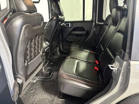 Certified 2019 Jeep Wrangler Unlimited Rubicon AWD/4WD image 25