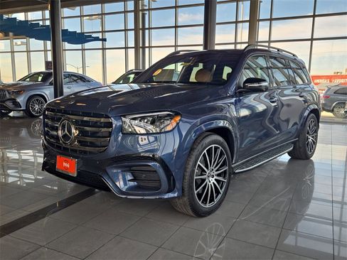 New 2026 Mercedes-Benz GLS 580 4MATIC image 5