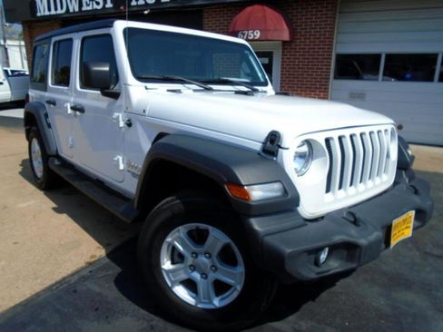 Used 2020 Jeep Wrangler Unlimited Sport S image 3