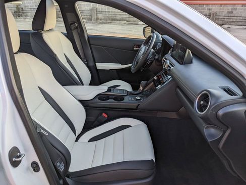 Used 2022 Lexus IS 350 F Sport image 23