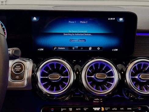 Certified 2023 Mercedes-Benz GLB 250 image 32