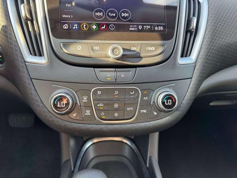 Used 2023 Chevrolet Malibu LT FWD image 31