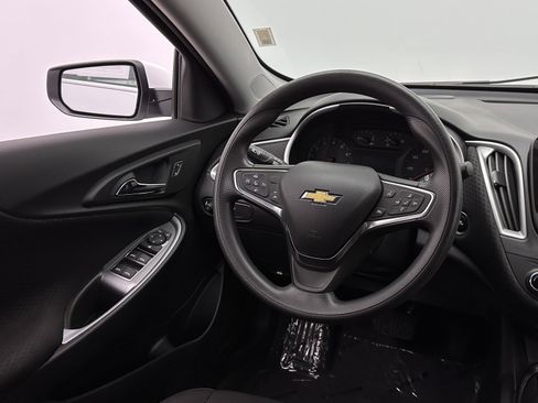 Used 2024 Chevrolet Malibu LT image 27