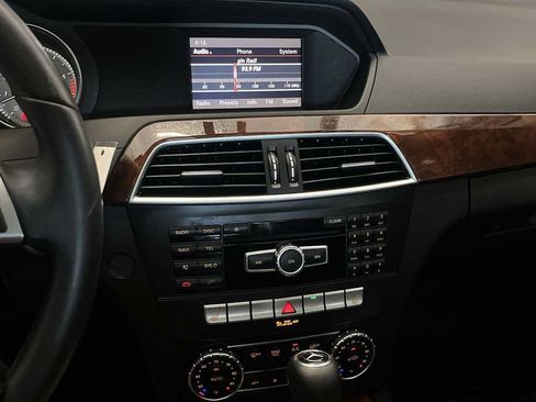 Used 2013 Mercedes-Benz C 300 4MATIC Sedan image 40