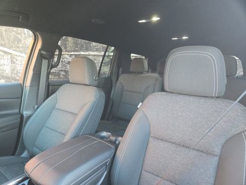 New 2026 Chevrolet Traverse LT w/ Midnight/Sport Edition image 9