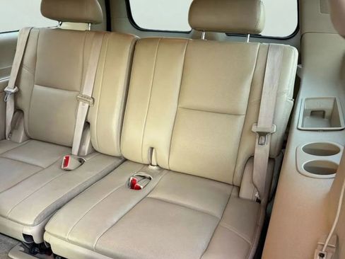 Used 2011 Chevrolet Suburban LTZ image 33