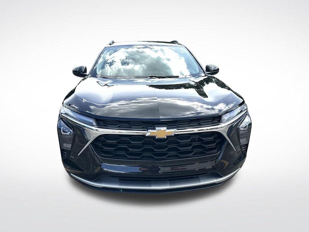 Used 2024 Chevrolet Trax LT w/ Driver Confidence Package FWD image 9