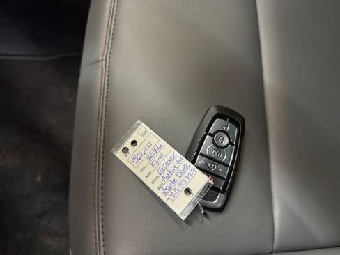 Used 2026 Ford Explorer Active w/ Active Comfort Package AWD/4WD image 26