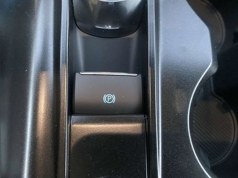 New 2025 Ford Explorer Active image 26