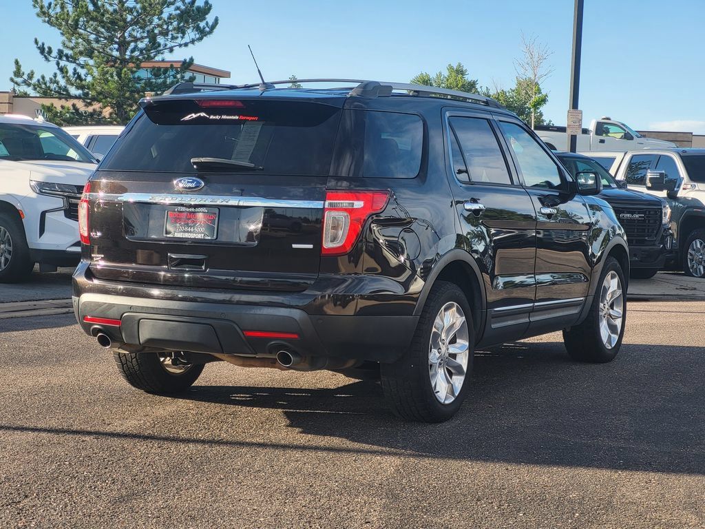 Used 2013 Ford Explorer XLT AWD/4WD image 3