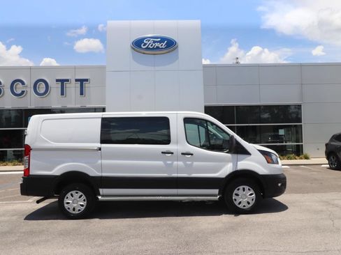 Used 2024 Ford Transit 250 Low Roof w/ Exterior Upgrade Package RWD image 17