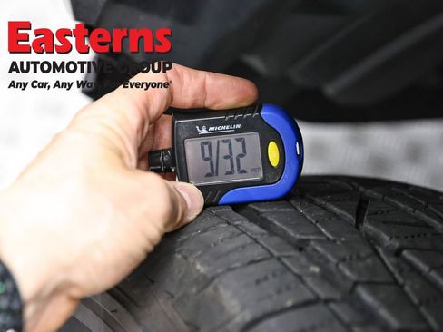 Used 2020 Toyota Tacoma SR5 AWD/4WD image 26