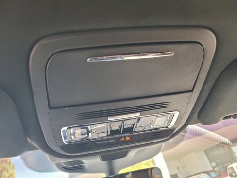 Used 2023 Lincoln Aviator Black Label w/ Dynamic Handling Package AWD/4WD image 19