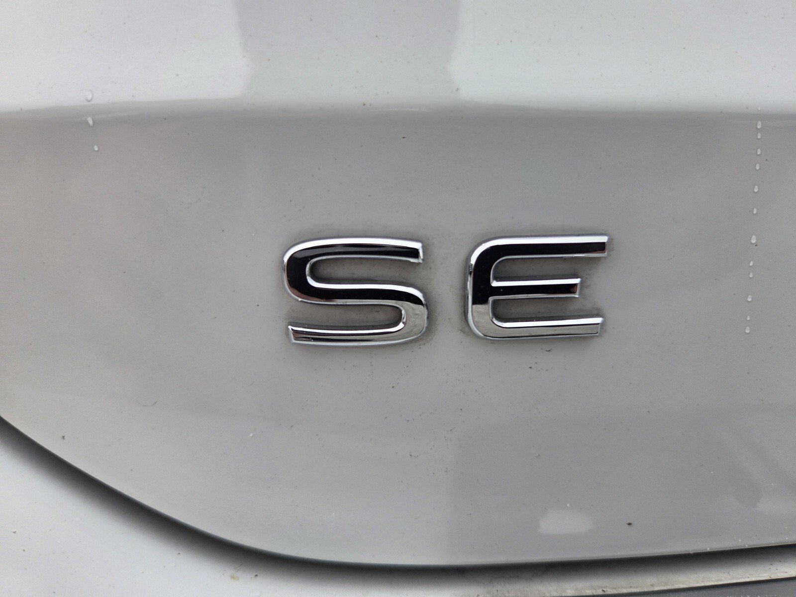 Used 2024 Volkswagen Taos SE FWD image 14