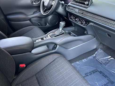 New 2025 Honda HR-V Sport image 17