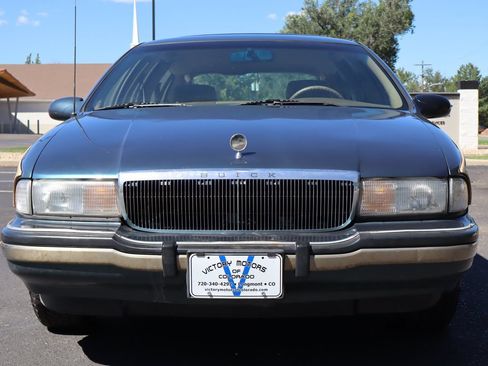 Used 1996 Buick Roadmaster Estate RWD image 13
