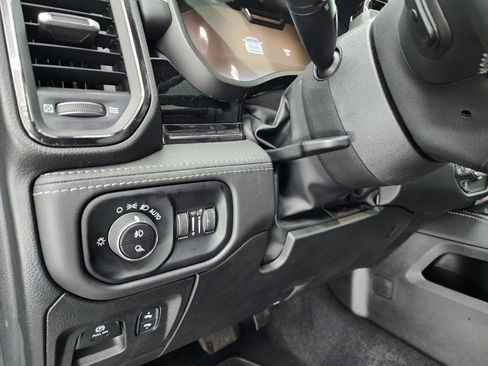 Used 2025 RAM 1500 Limited image 44