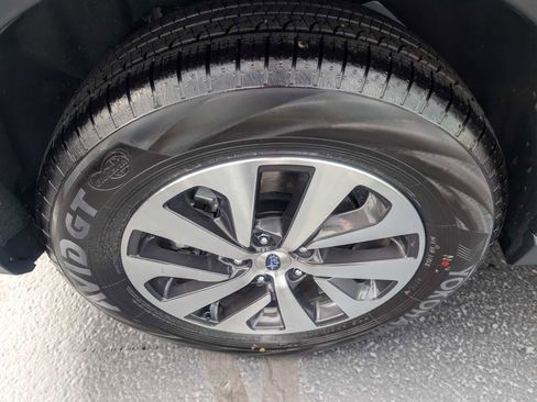 Used 2025 Subaru Outback w/ Popular Package #1A image 9