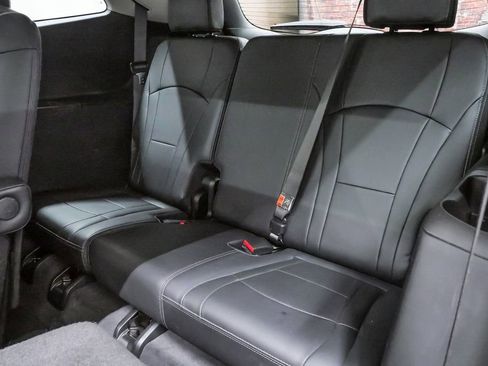 Used 2020 Buick Enclave Avenir w/ Avenir Technology Package FWD image 13