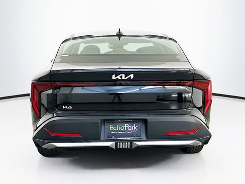 Used 2025 Kia K4 LXS image 7