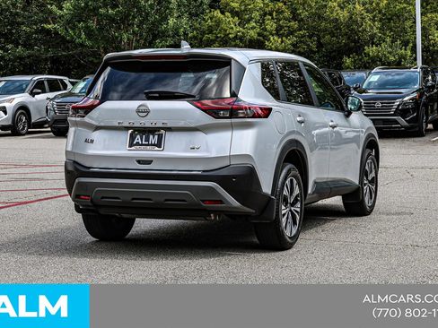Used 2023 Nissan Rogue SV FWD image 7