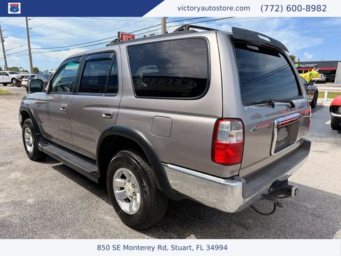 Used 2002 Toyota 4Runner SR5 RWD image 9