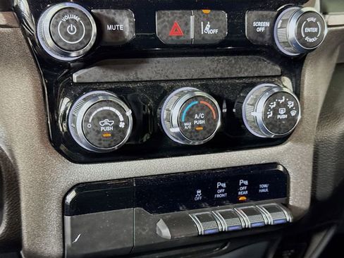 Used 2025 RAM 1500 Classic Warlock AWD/4WD image 13